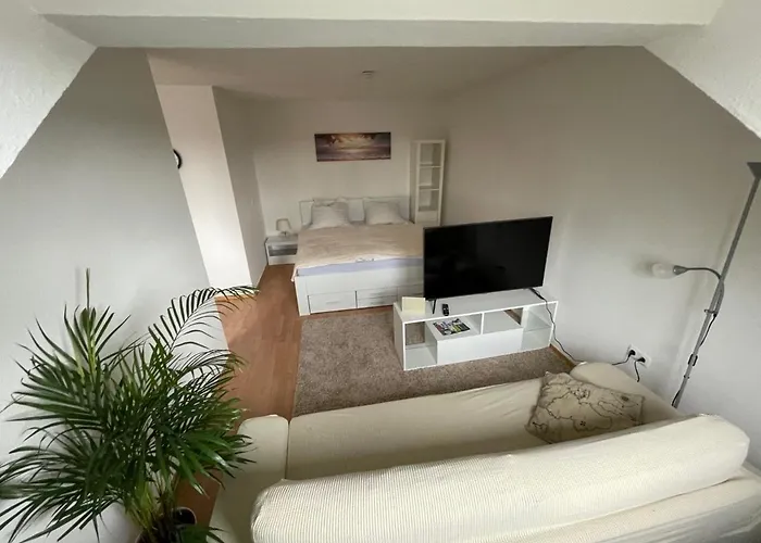 1,5 Apartment, 38,5 Qm, Multimedia Tv, Uni, Hbf